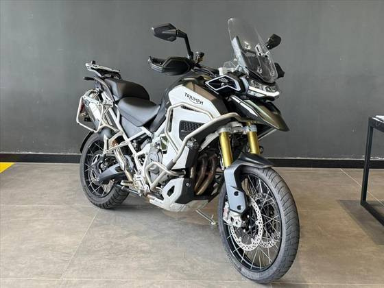 TRIUMPH TIGER 1200 RALLY EXPLORER 